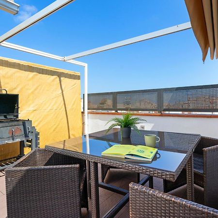 Ferienwohnung Fridays Flats Bright & Breezy Barcelona Exterior foto