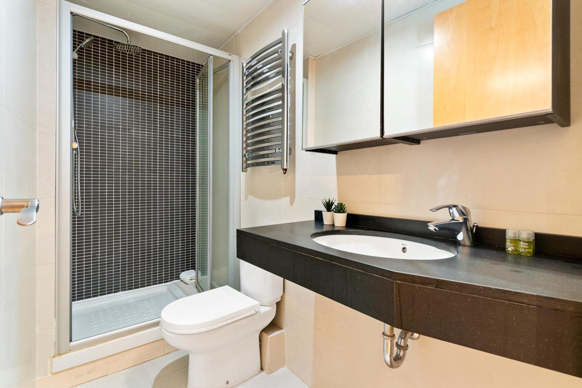 Ferienwohnung Fridays Flats Bright & Breezy Barcelona Exterior foto