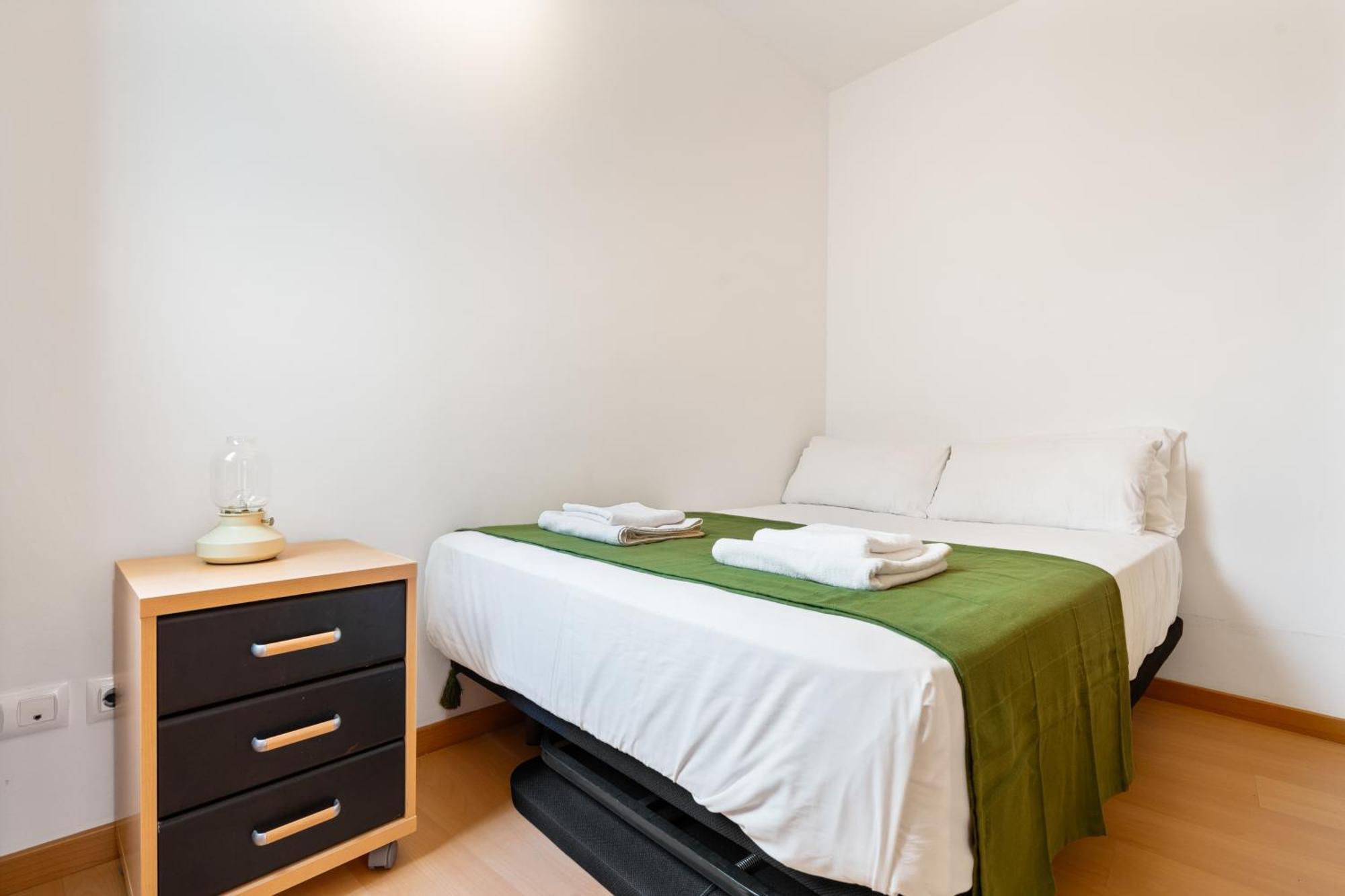 Ferienwohnung Fridays Flats Bright & Breezy Barcelona Exterior foto