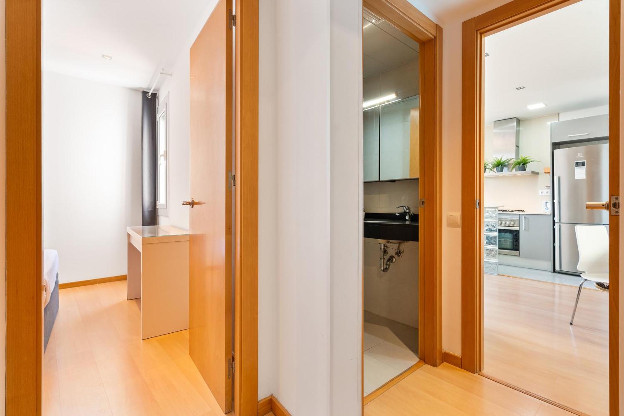 Ferienwohnung Fridays Flats Bright & Breezy Barcelona Exterior foto