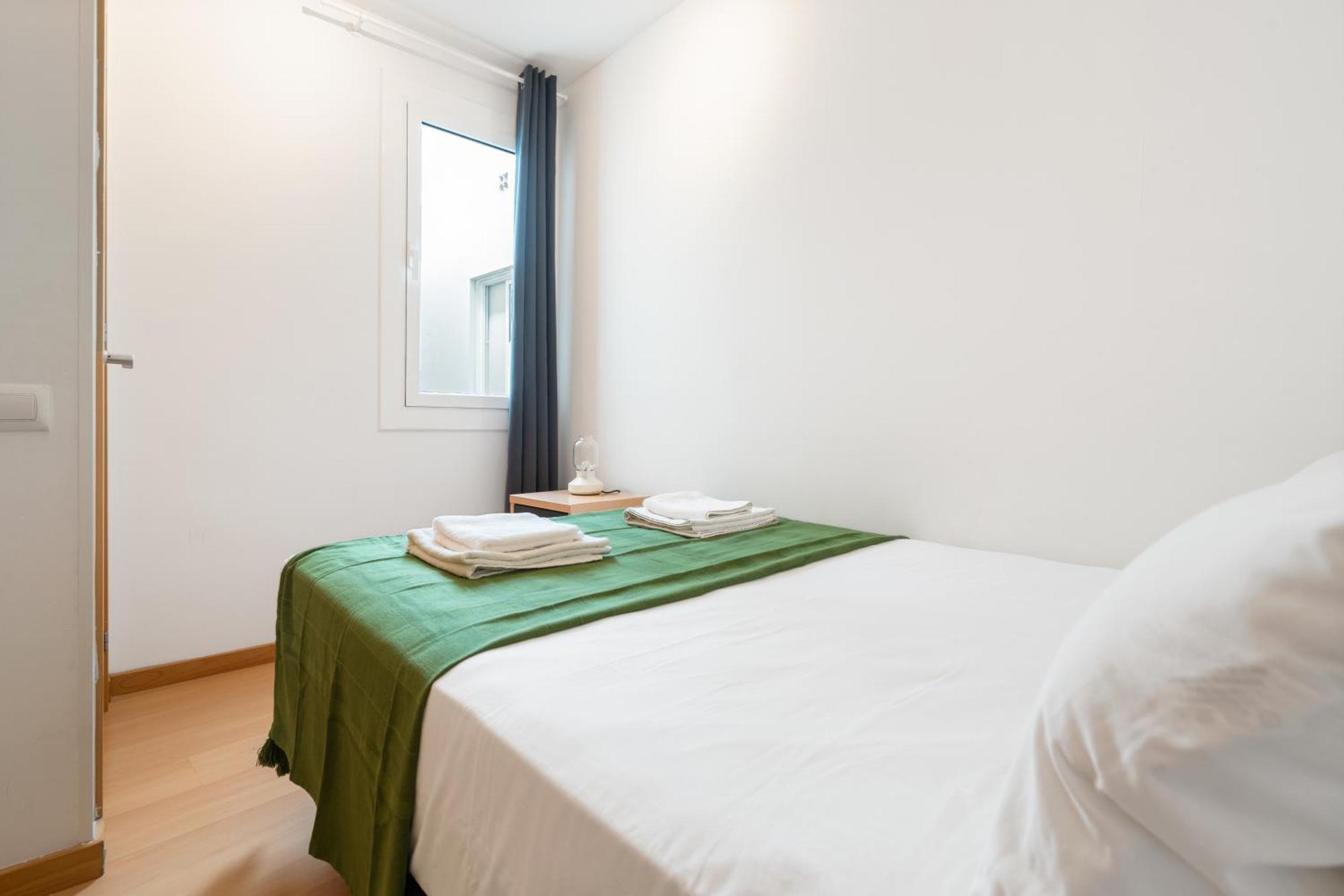 Ferienwohnung Fridays Flats Bright & Breezy Barcelona Exterior foto